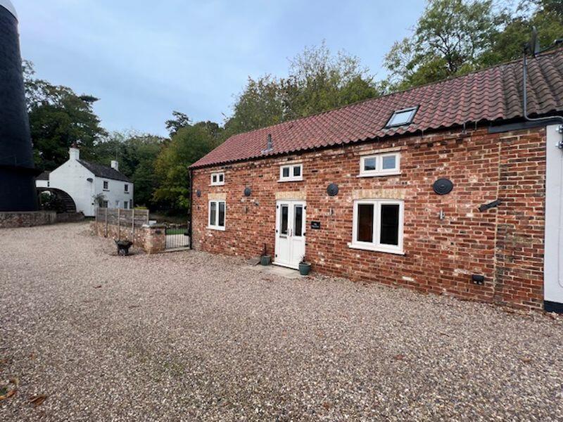 Front to rear garden