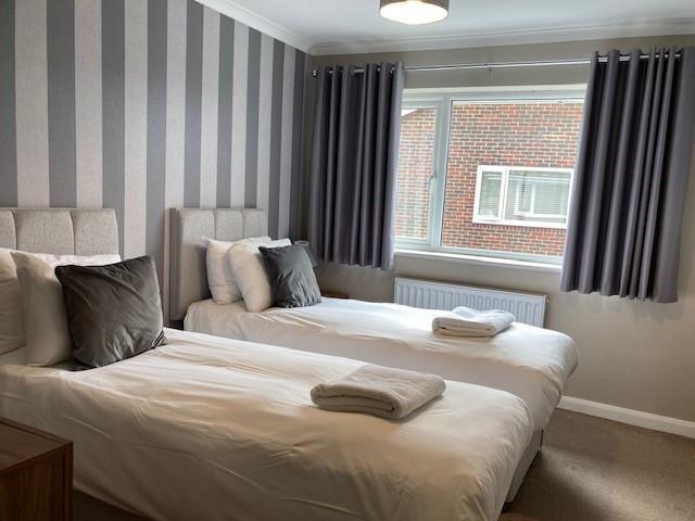 Bed 3.jpg