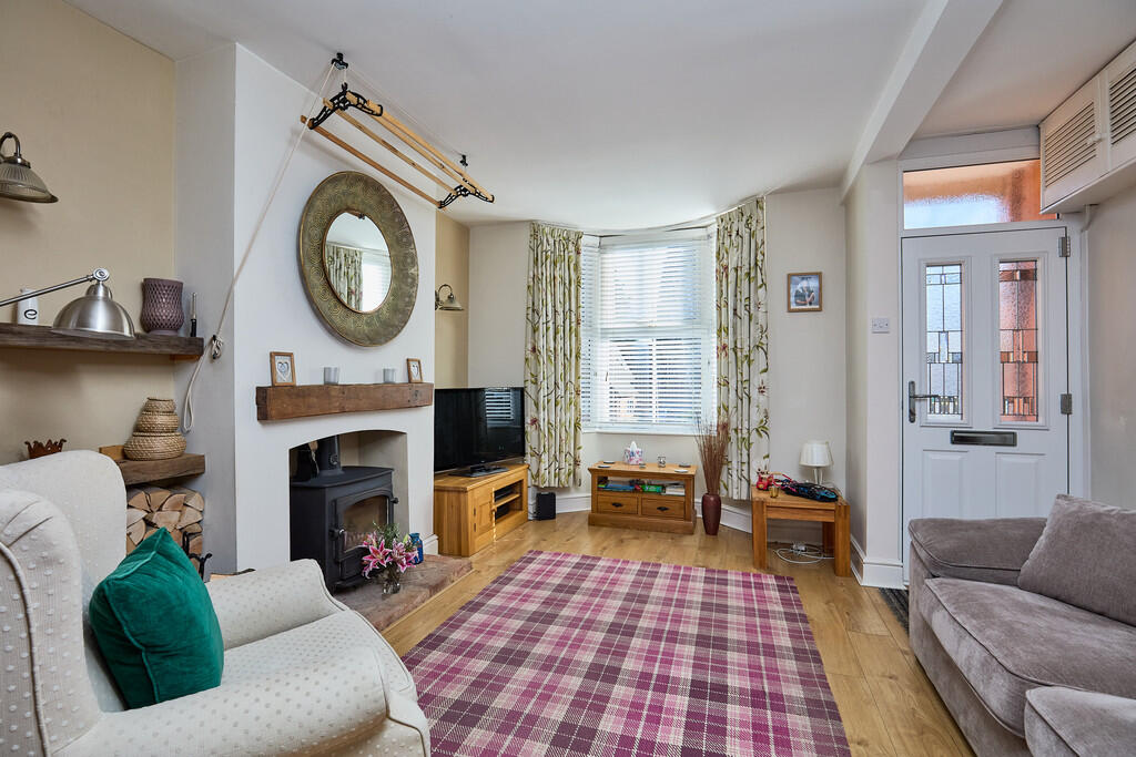 Edward Knight 202...