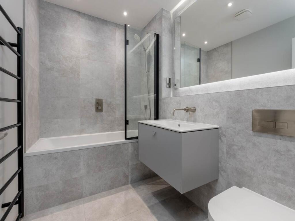 65260_MelvilleCres01