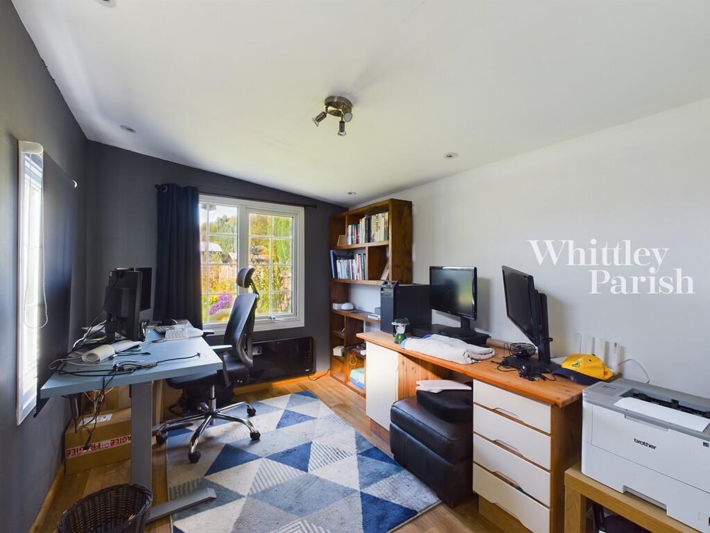 CAM04332G0-PR0022...