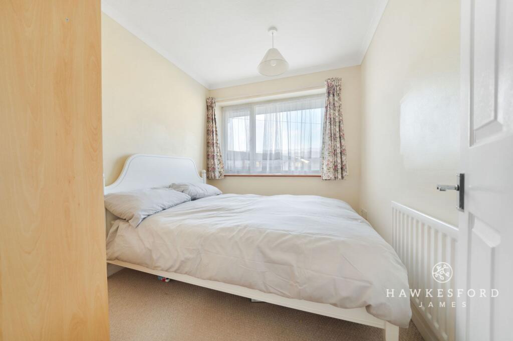 100 Millfield, Sittingbourne - Bedroom 2