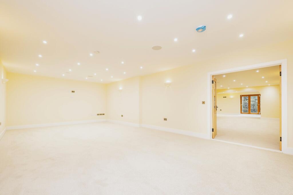 PHOTOGRAPHY