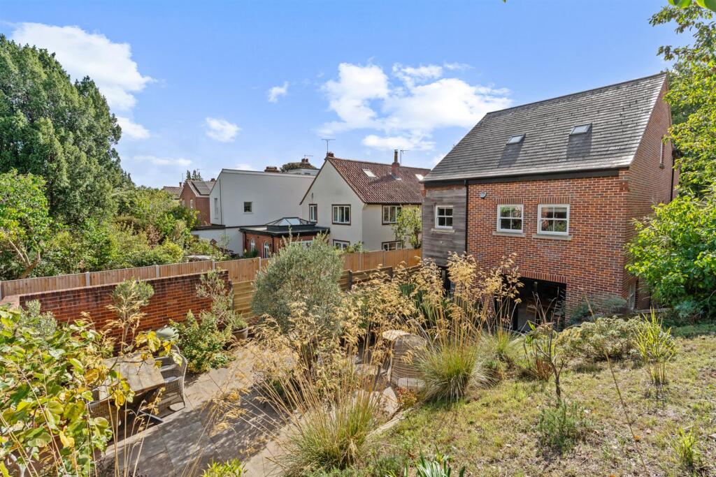 223aEarlhamRd-009.jpg