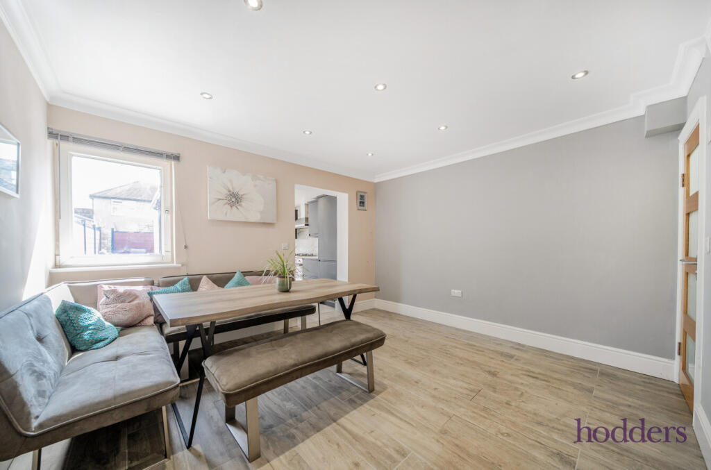 afb8bda3-bcde-4cd...