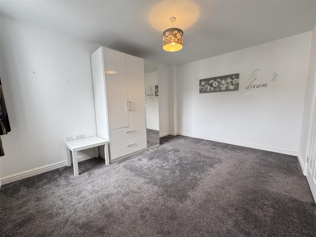 Ground Floor Bedroom with Ensuite