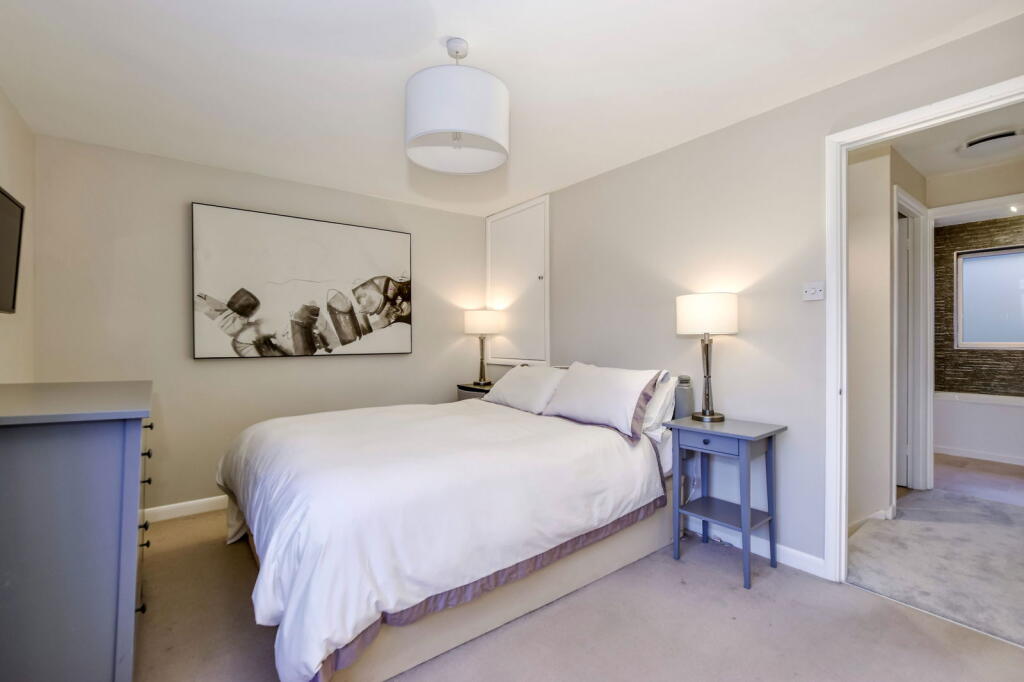 Belvedere Gardens, St Albans, AL2 3EN