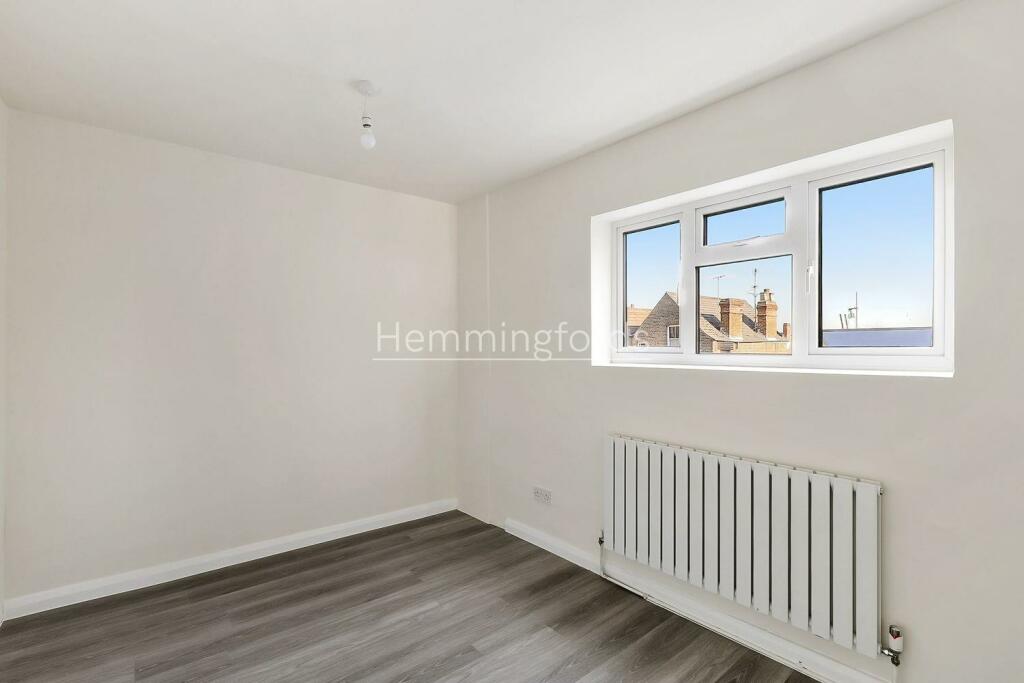 68A Crouch End Hill - 90or24mEEVGdDwcXPhsn.jpg