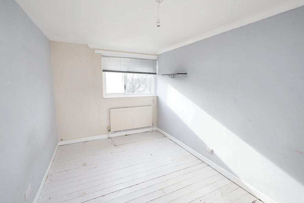 32 Wimbish End, Pitsea, Basildon, Essex, SS13 3PD