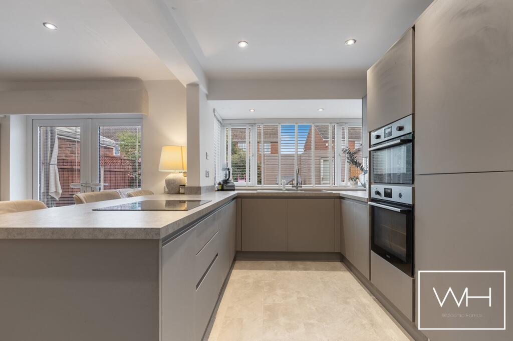 17 St Giles Gate, Cu