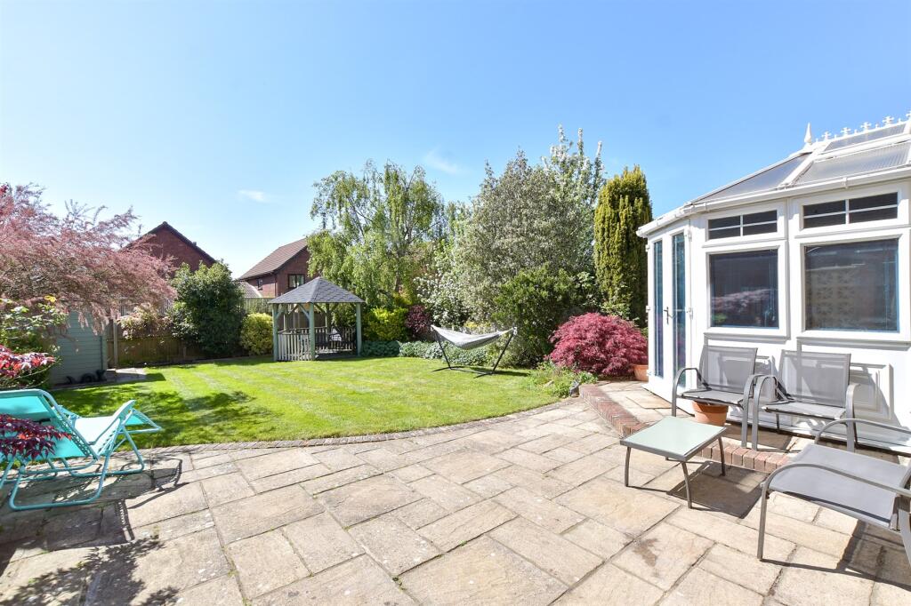 Patio / Decking