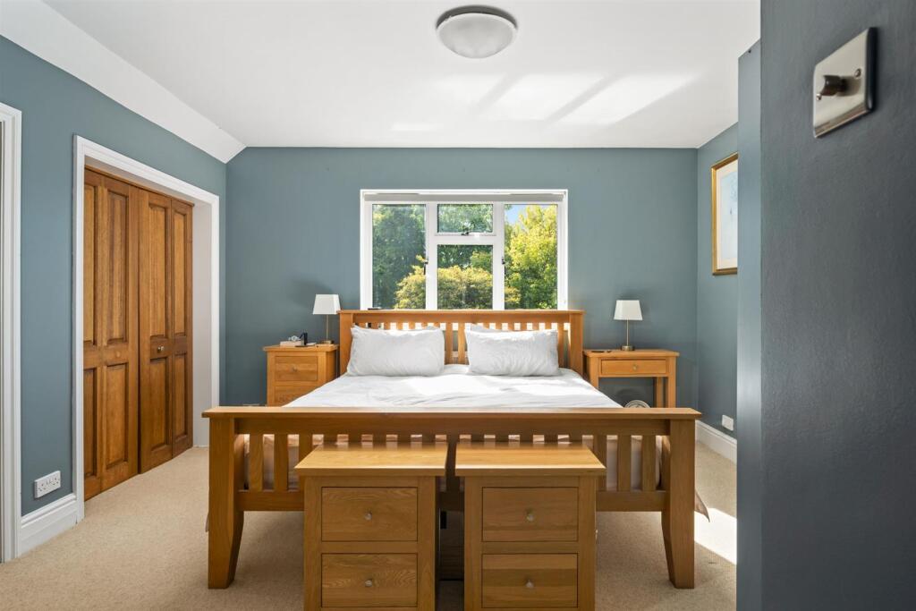 Principal bedroom