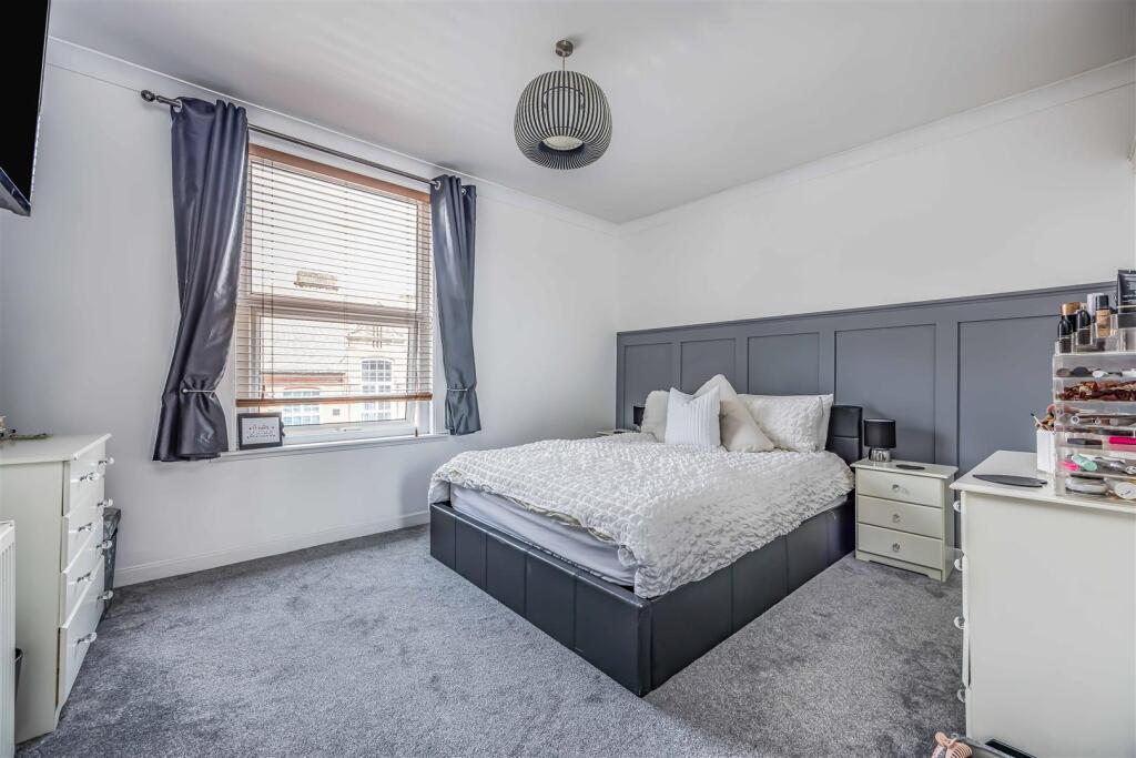 36 Wymering Road, Copnor-Small-PorticoMarketing-So