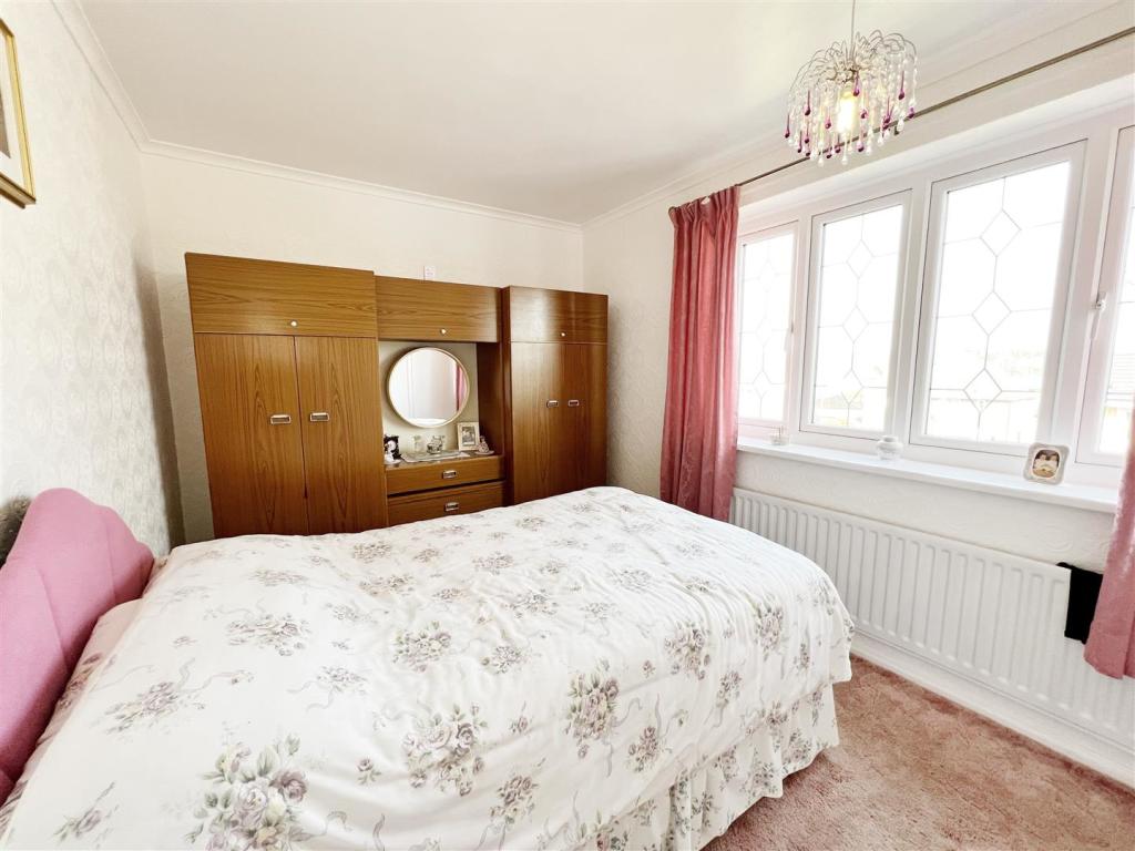 Bedroom 2.jpg