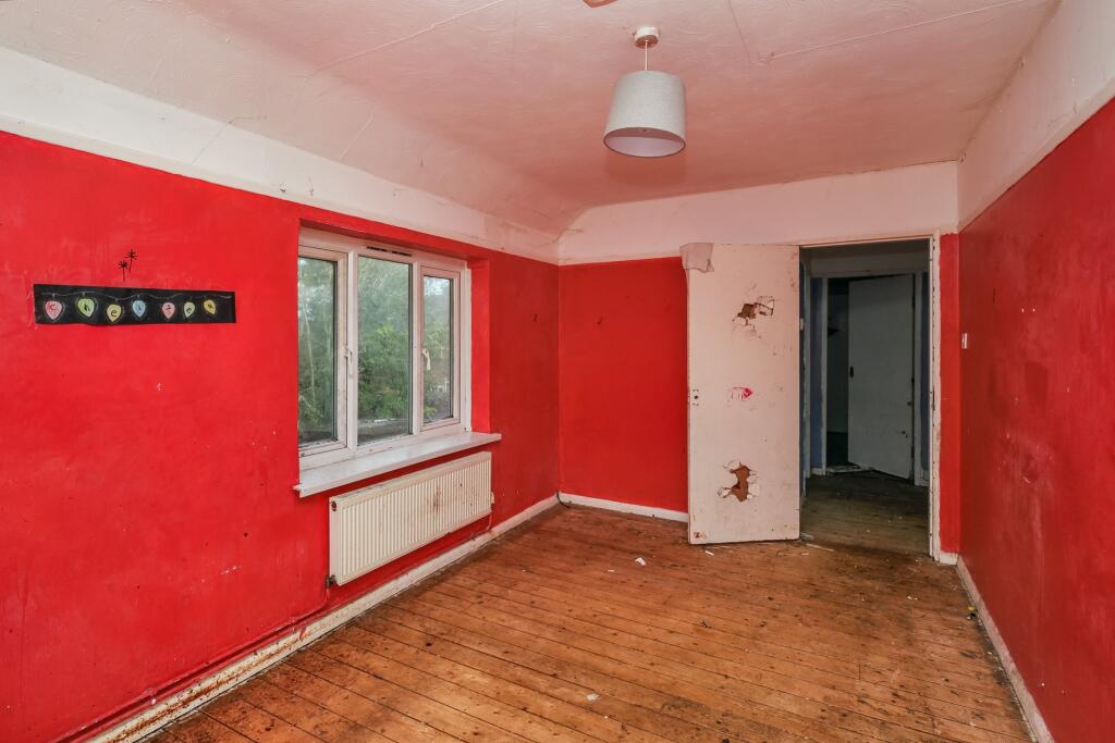 Flat A, 1 Moss Drive, Vange, Basildon, Essex, SS16 4RZ