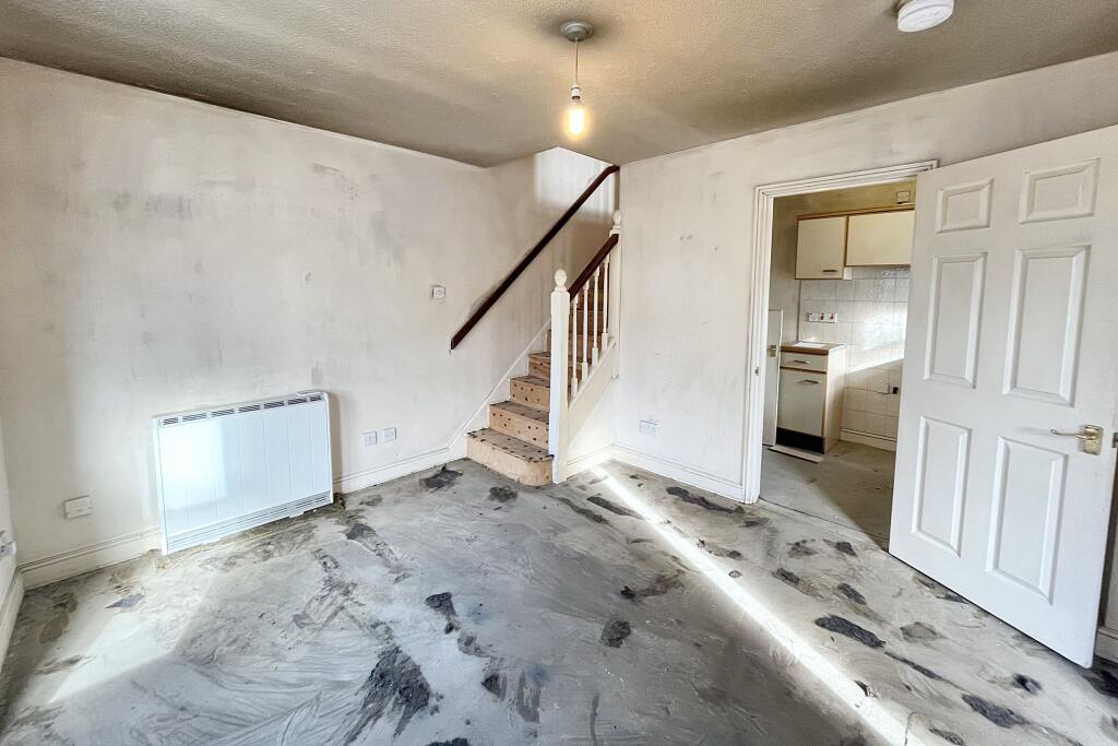 28 Springfield Place, New Malden KT3 3LJ