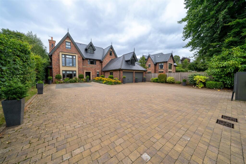 OBI_Will&#39;s House_7R50248-HDR_External Front.jpg