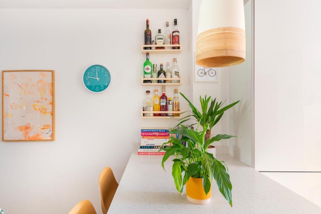 0S7FRBR - Kitchen Diner E.jpg