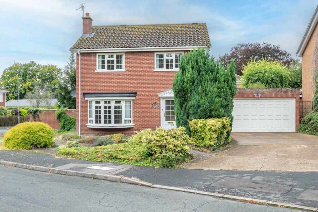 10 Falmouth Garde...