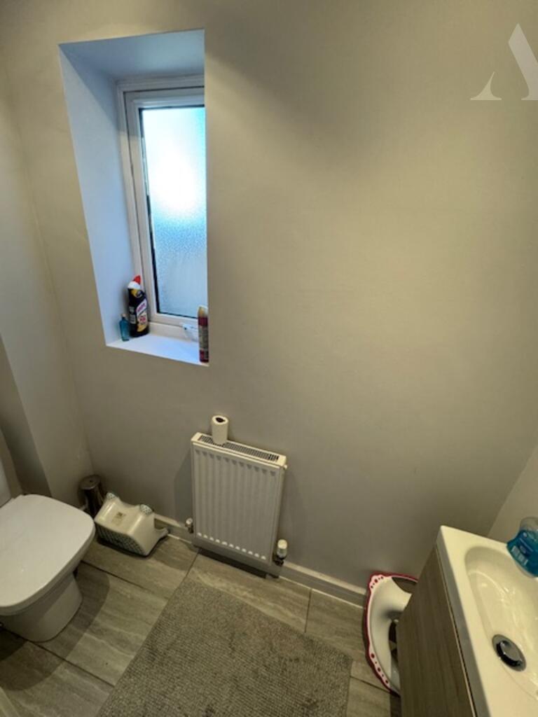 27a bromford  road guest wc