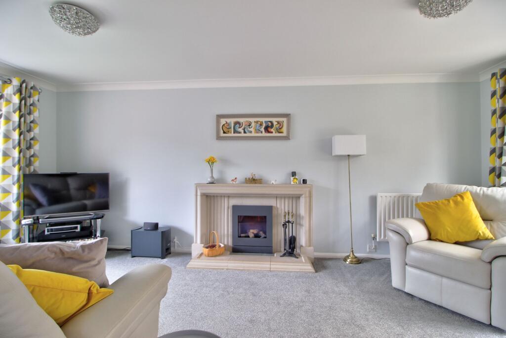 Gas fire with remote fob