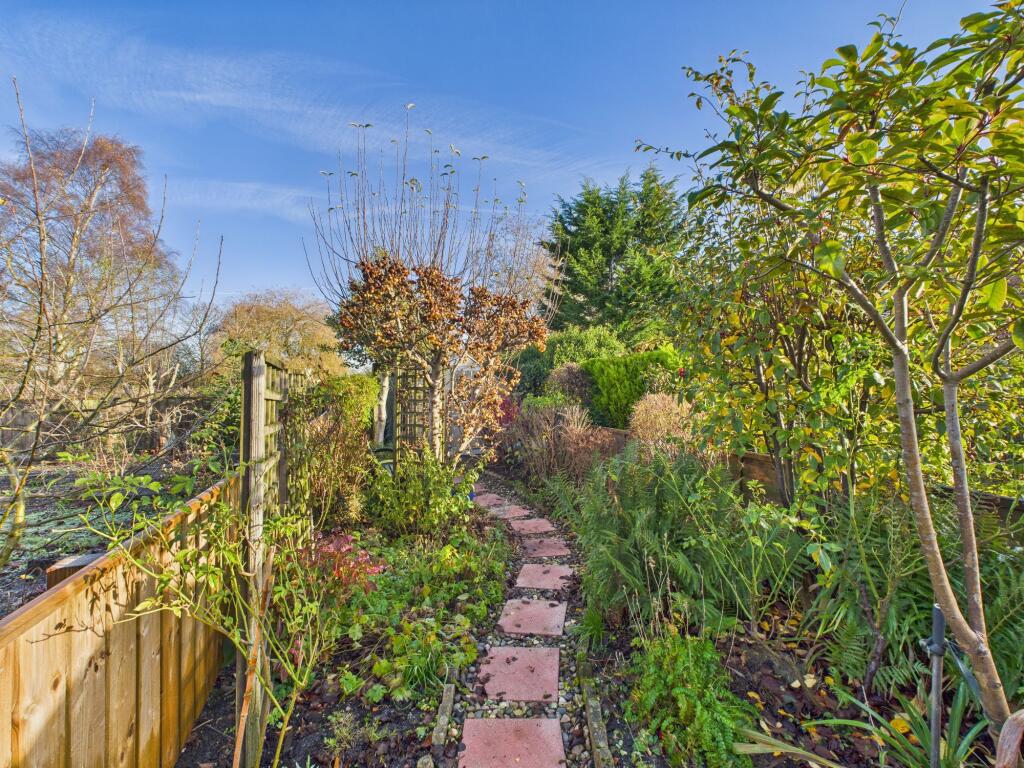 GARDEN