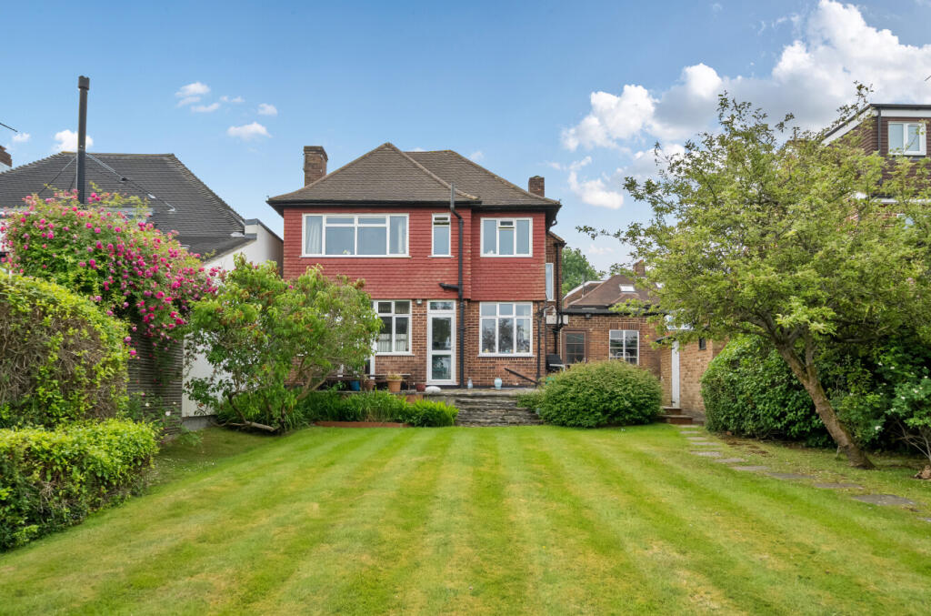 1297394-5-6846f5f...