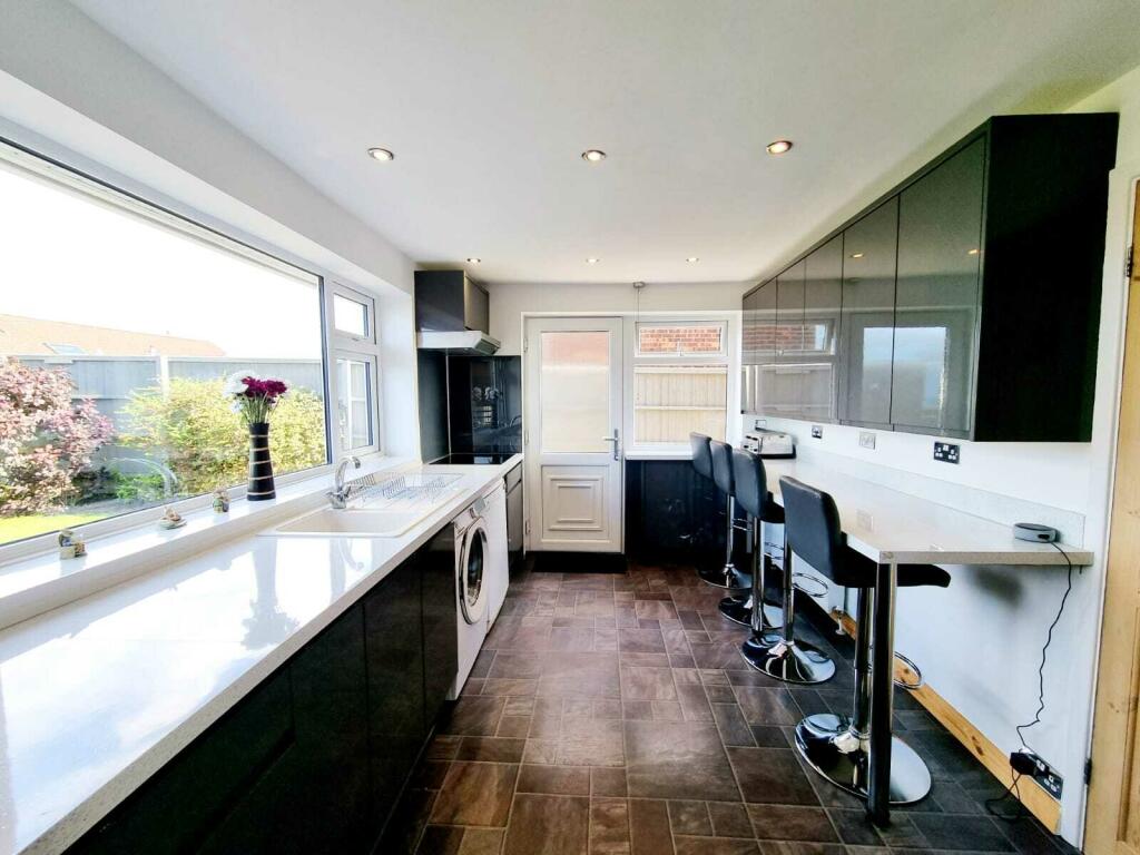 98d71eab-5b87-464d-abbe-28e872dd4d03