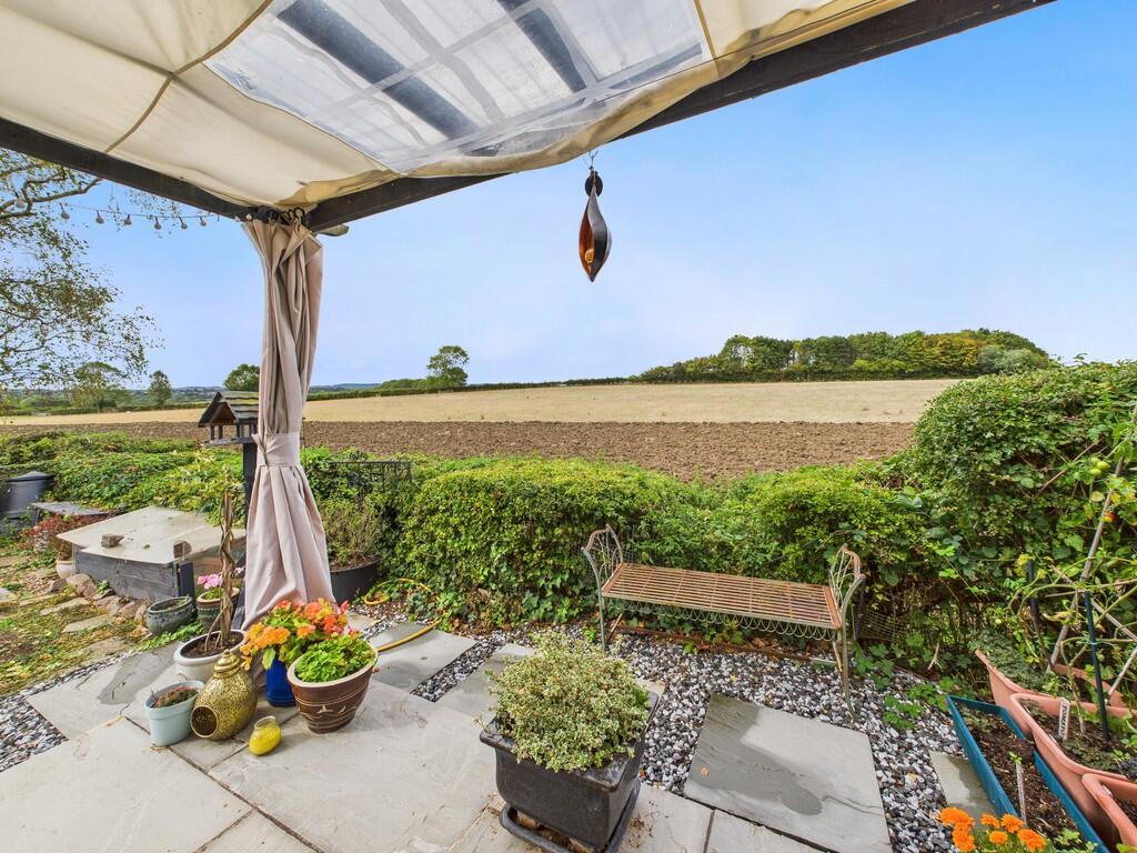 CAM04578G0-PR0024...