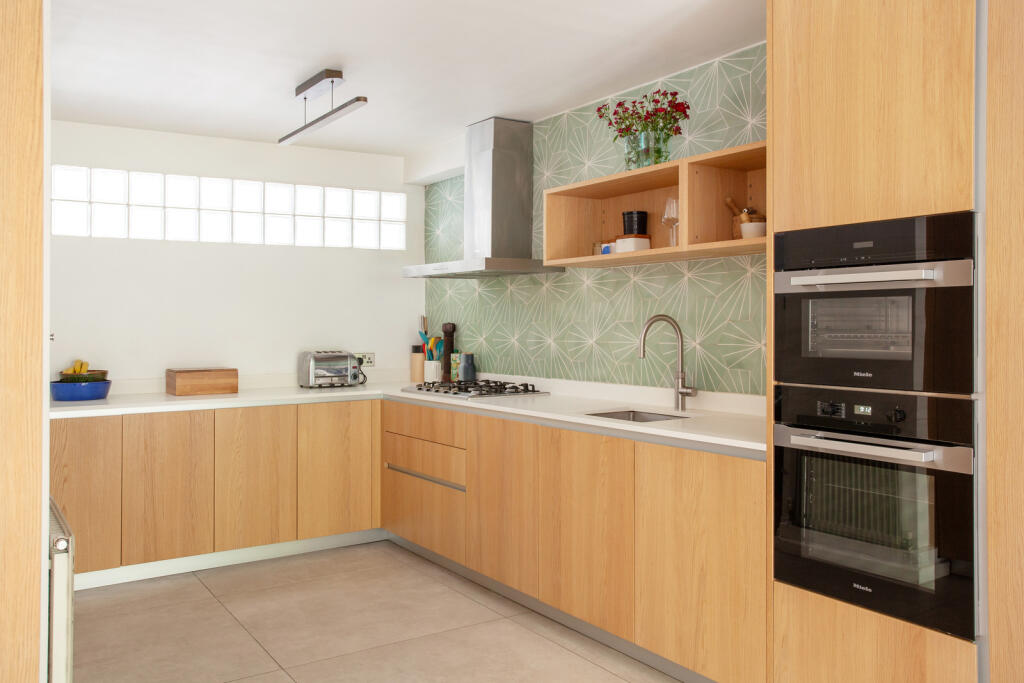 287634 - PeachumRoad_KElliott_015.jpg