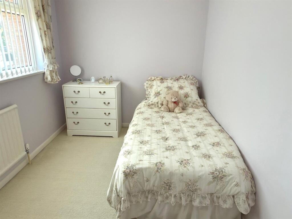 BED 3.jpg