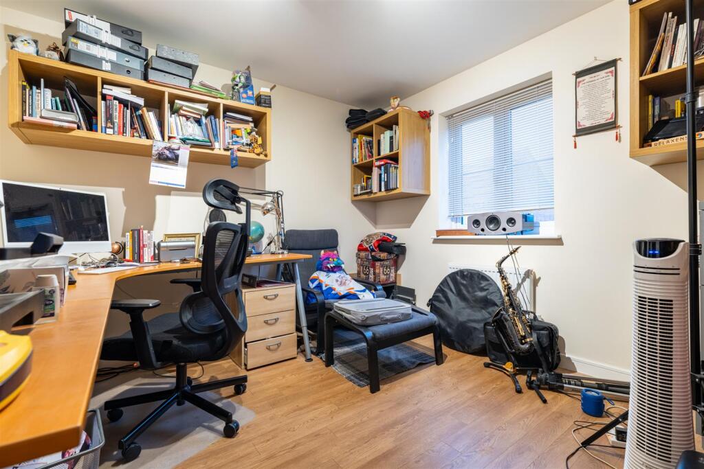 Bedroom 4 .jpg
