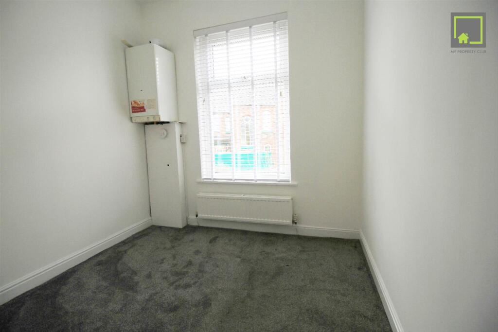 Bedroom2.jpg