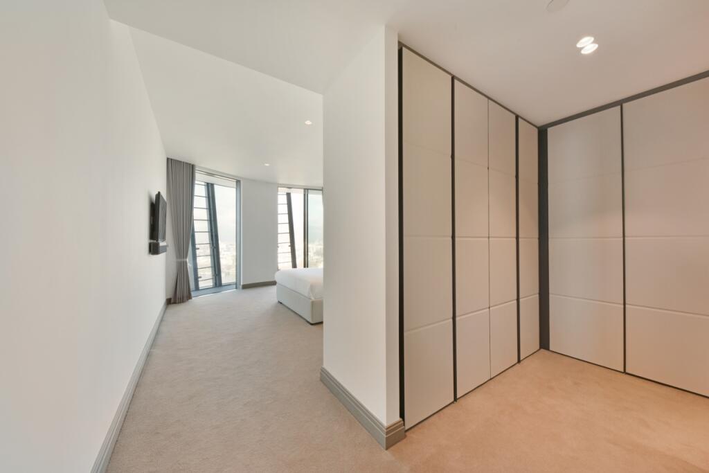 Bedroom - One Blackf