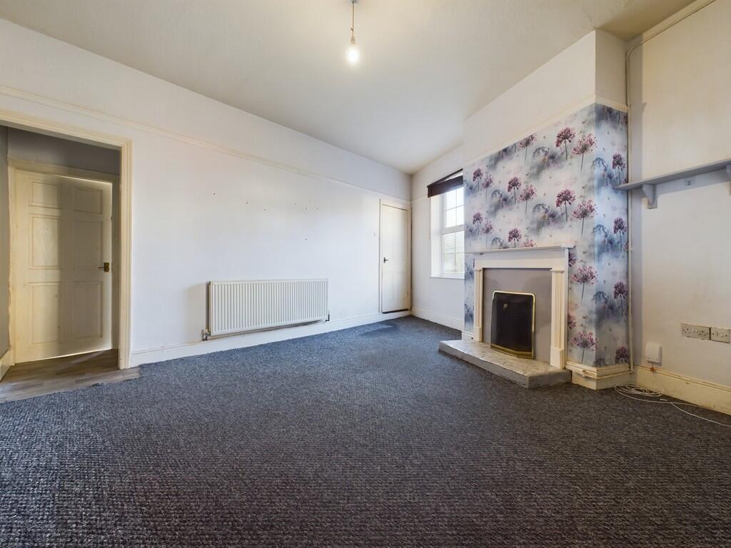 CAM04273G0-PR0038...