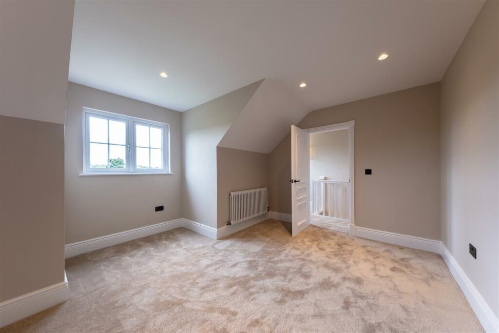 Holly Lodge-042.jpg