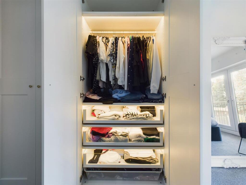 Bedroom One Fitted Wardrobes