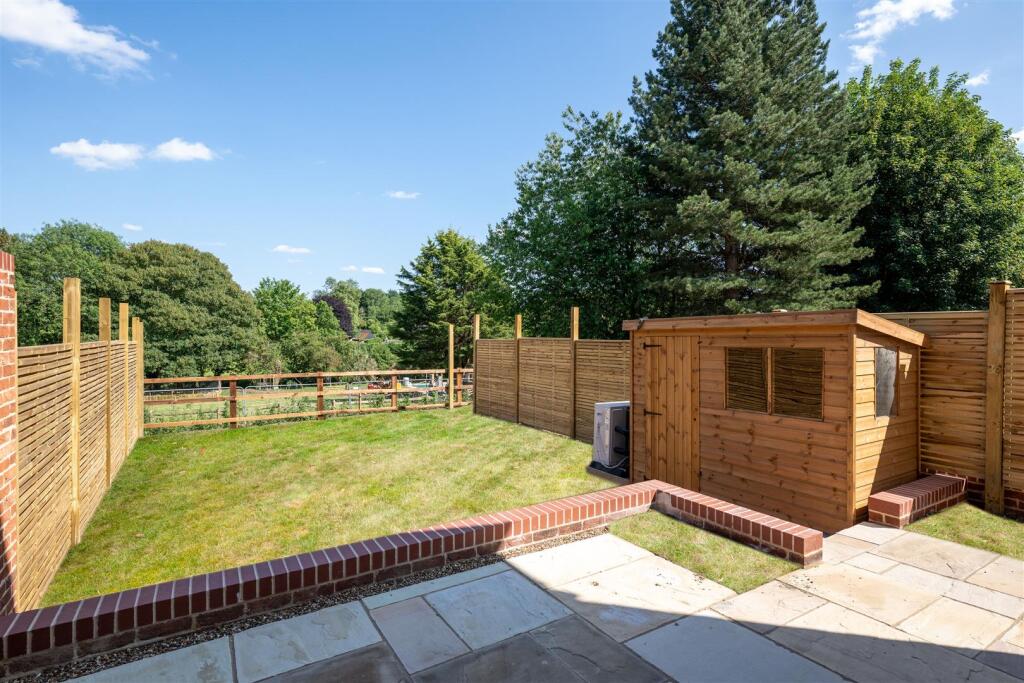 250618 - Plot 5 Halls Close, Braughing - 03.jpg