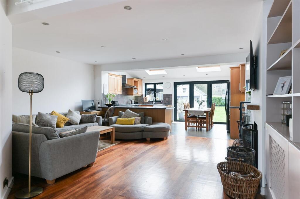 CHIPSTEAD WAY,42- (8).jpg