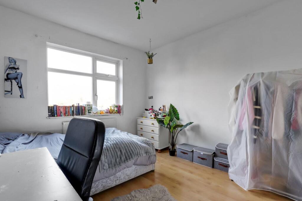 10-38c4JHPropWpen - 110 Marlow Road - 28-medium.jp