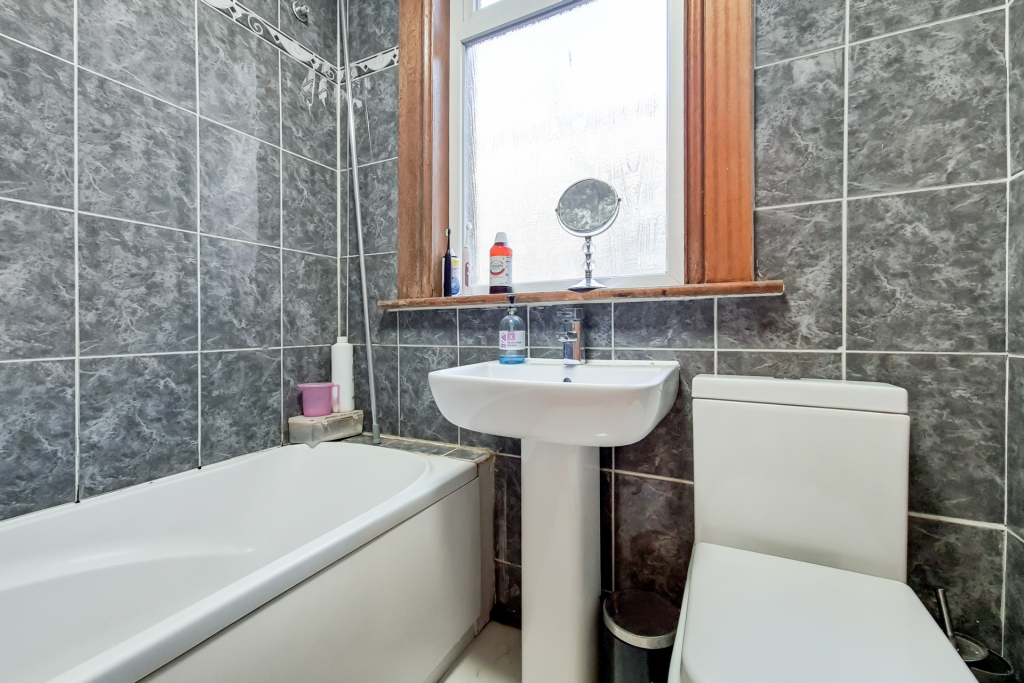 BATHROOM ONE