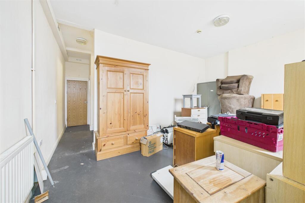 16 Osborne Villas, Kingsdown, Bristol, BS2 8BP | F