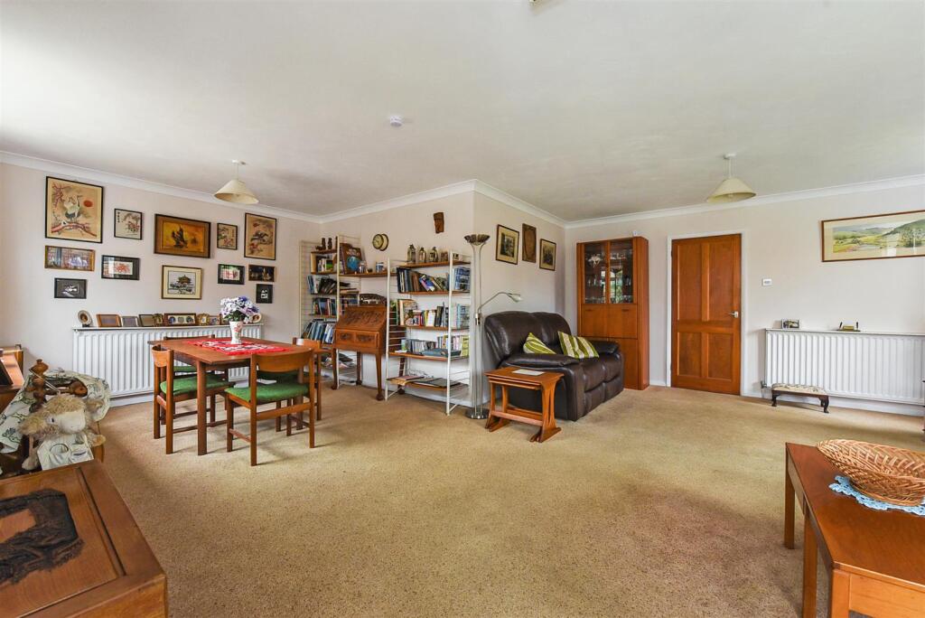 Living / Dining Room