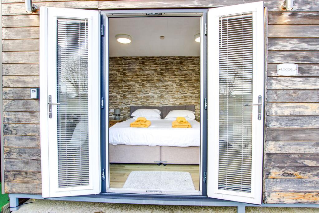 Lodge Internal