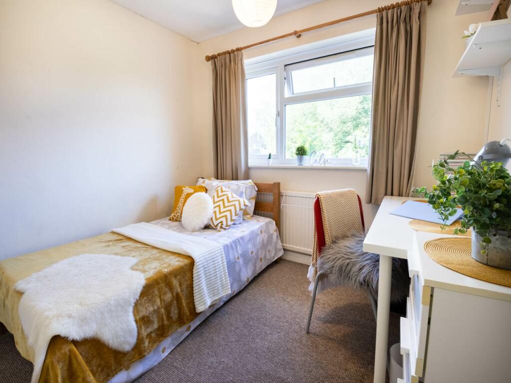 34_Bramshaw_Road_Can