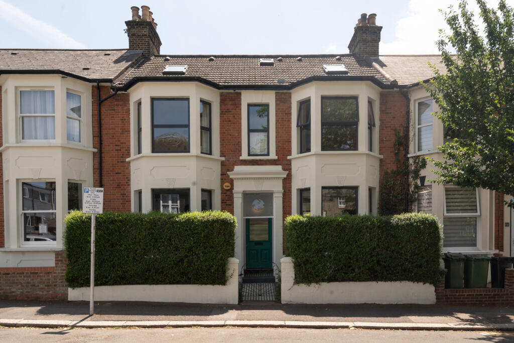 295878 - ST-MARY-ROAD-E17-002.jpg