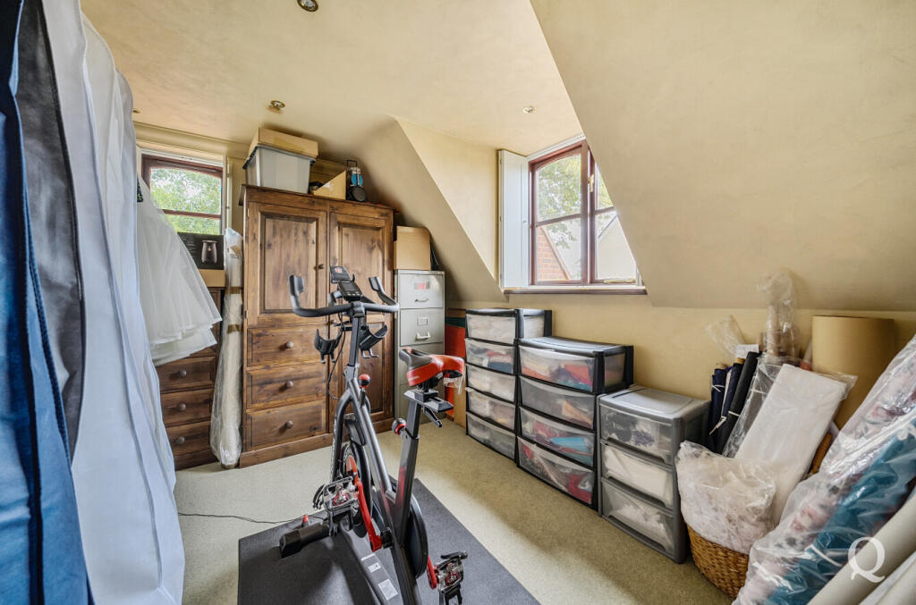 c279ff3a-d205-4bb...