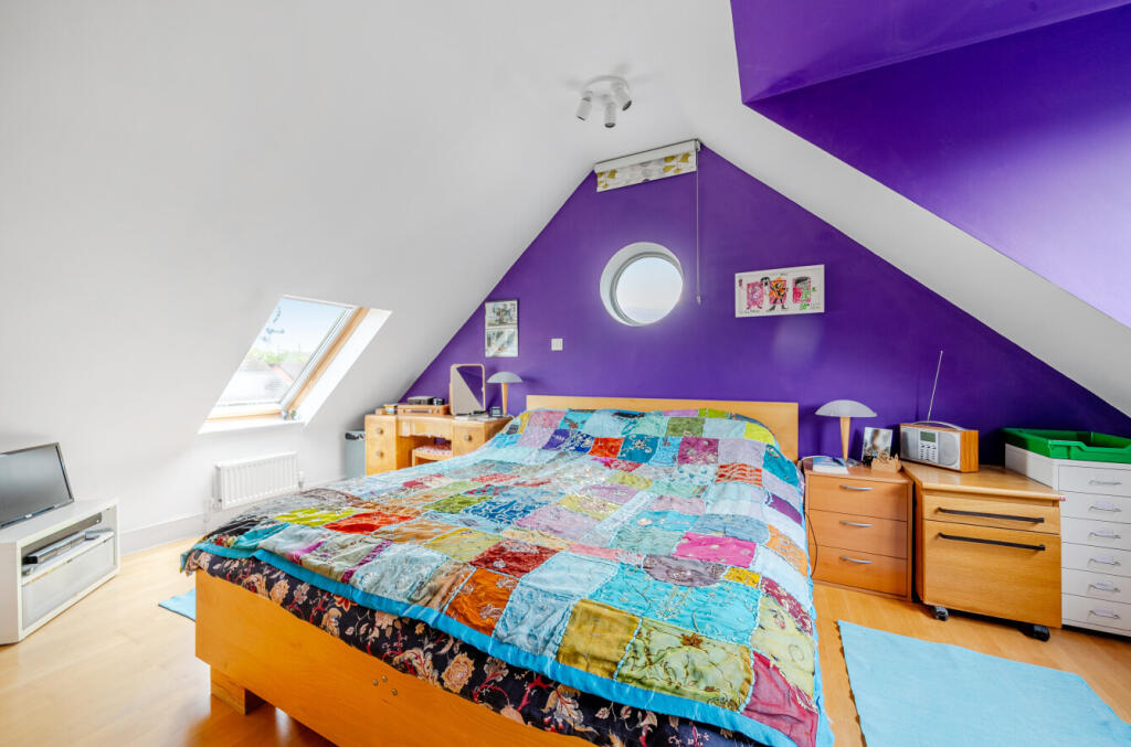 1364080-10-68f8a0...