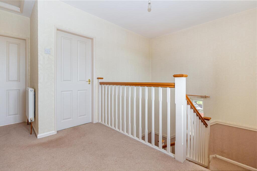 Hallway-2.jpg