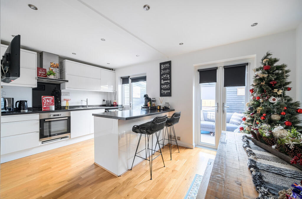 1388368-6-693ace0...